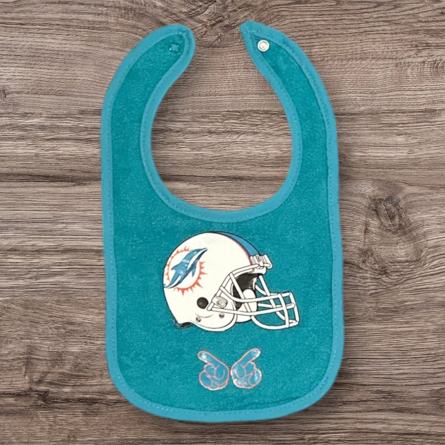 Bibs for Baby/Toddlers - Cartoon Character and Sports Teams