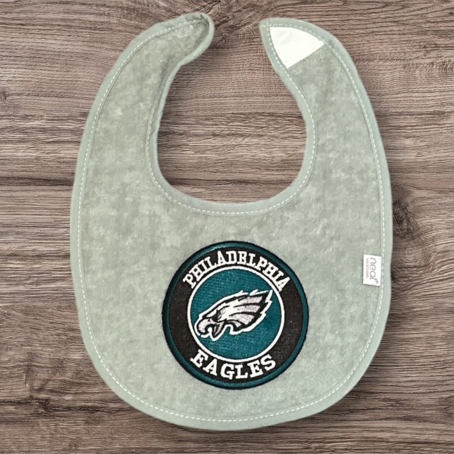 Bibs for Baby/Toddlers - Cartoon Character and Sports Teams