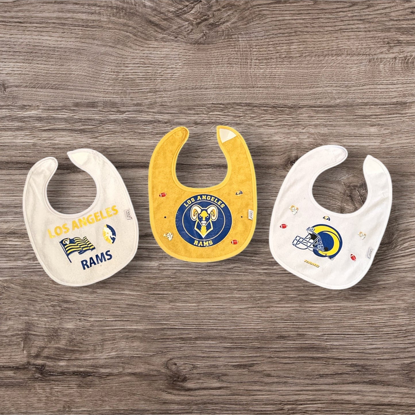 Bibs for Baby/Toddlers - Cartoon Character and Sports Teams